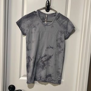 Lululemon Gray Shirt